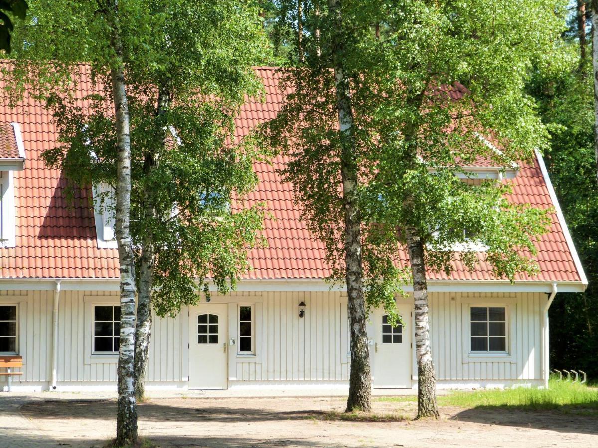 Martas Gaestehaeuser Gross Vaeter See Templin Exterior photo